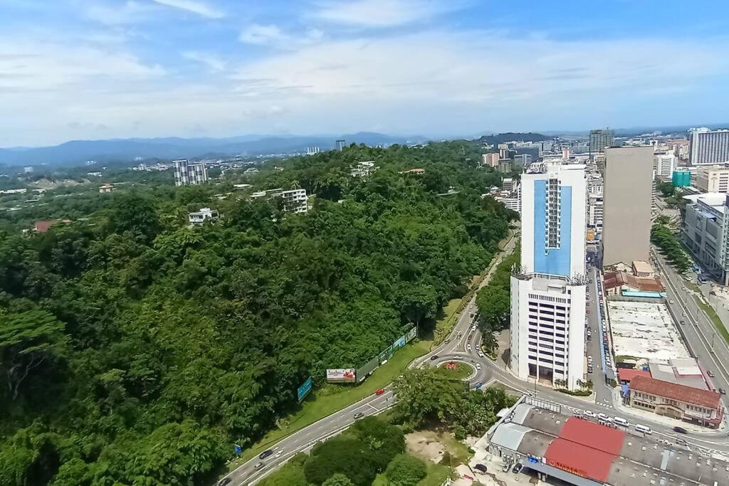Apartment Jesselton Quay By Peach 2br Cityview High Floor *